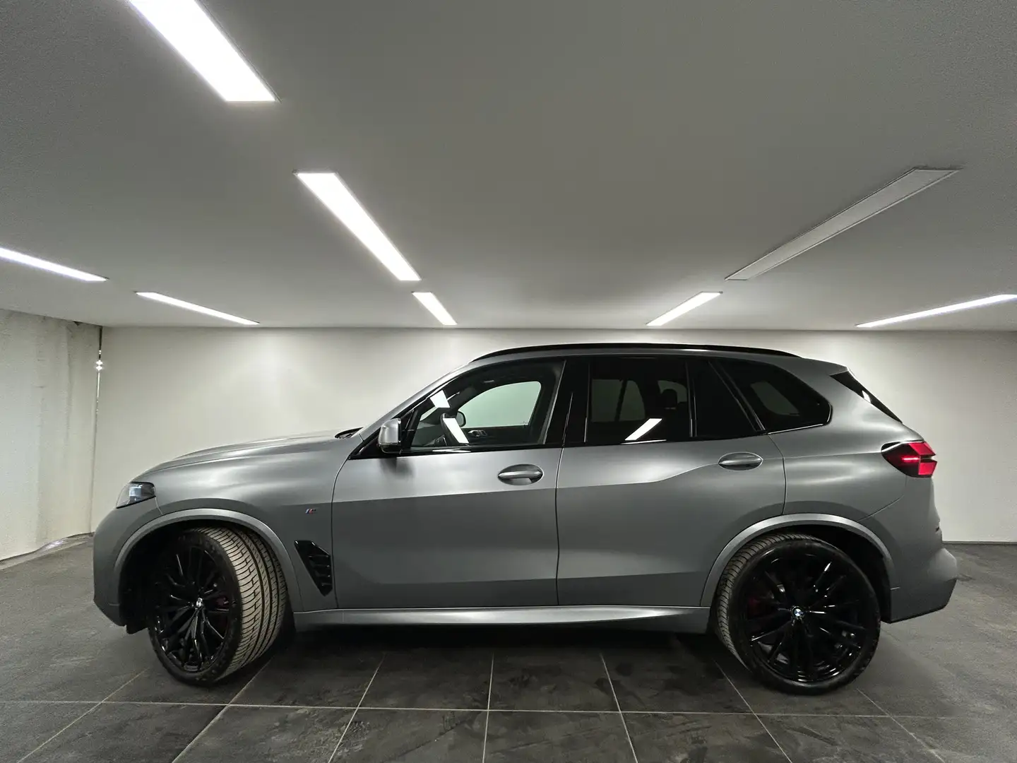 BMW X5 xDrive30d M Sportpaket Pro B&W Pano. AHK DAB LED K Grau - 2