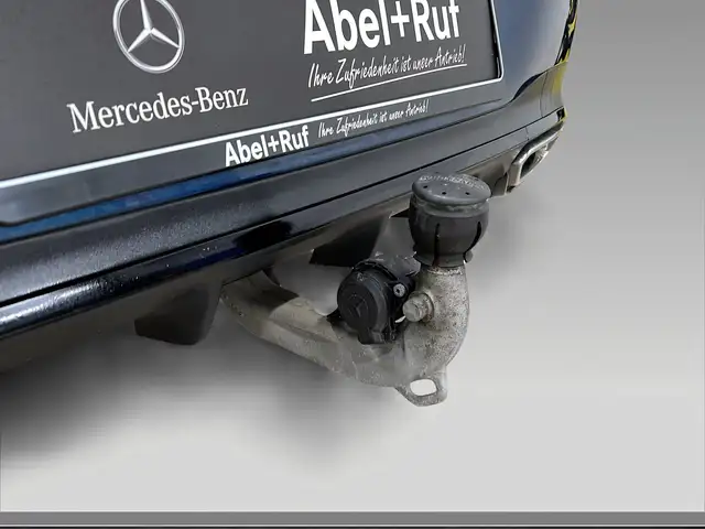 Mercedes-Benz CLA view 13