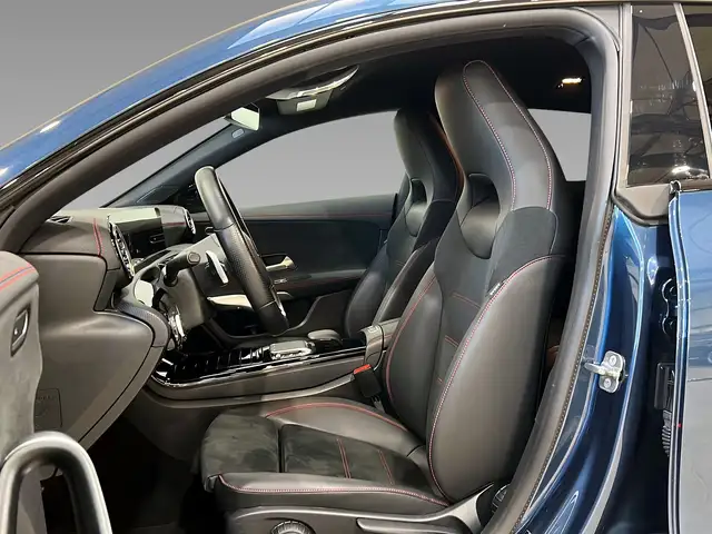 Mercedes-Benz CLA view 9