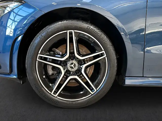 Mercedes-Benz CLA view 4