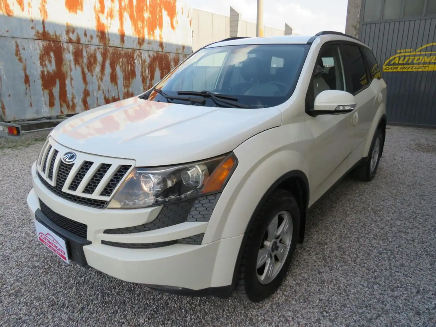 Mahindra XUV500 2.2 16V AWD 7POSTI - GANCIO TRAINO Bianco - 1