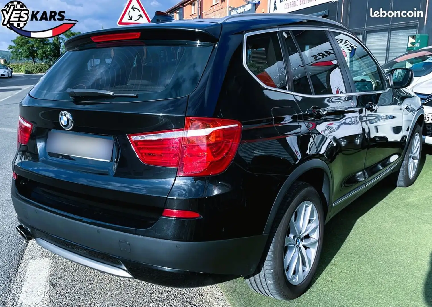 BMW X3 xDrive30dA 258ch Luxe Schwarz - 2