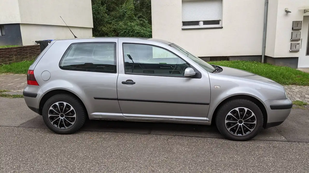 Volkswagen Golf IV 1.4 Comfortline, foto 1