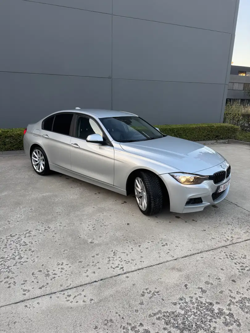 BMW 316 316d Luxury Line - 2