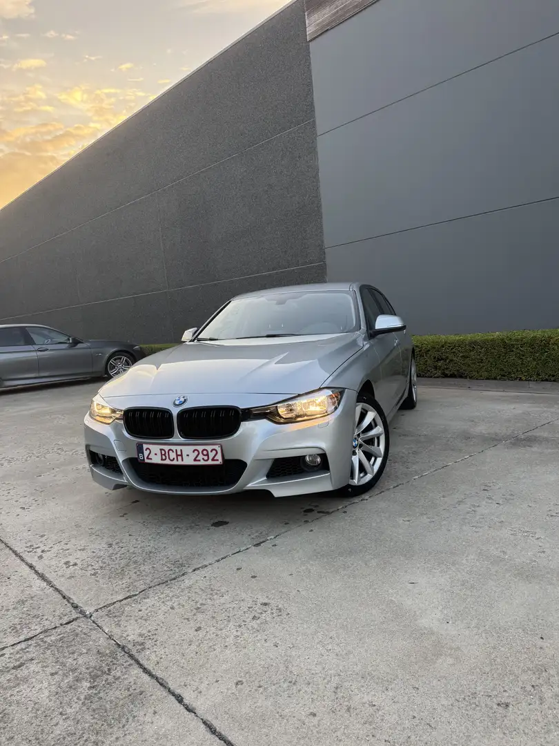 BMW 316 316d Luxury Line - 1