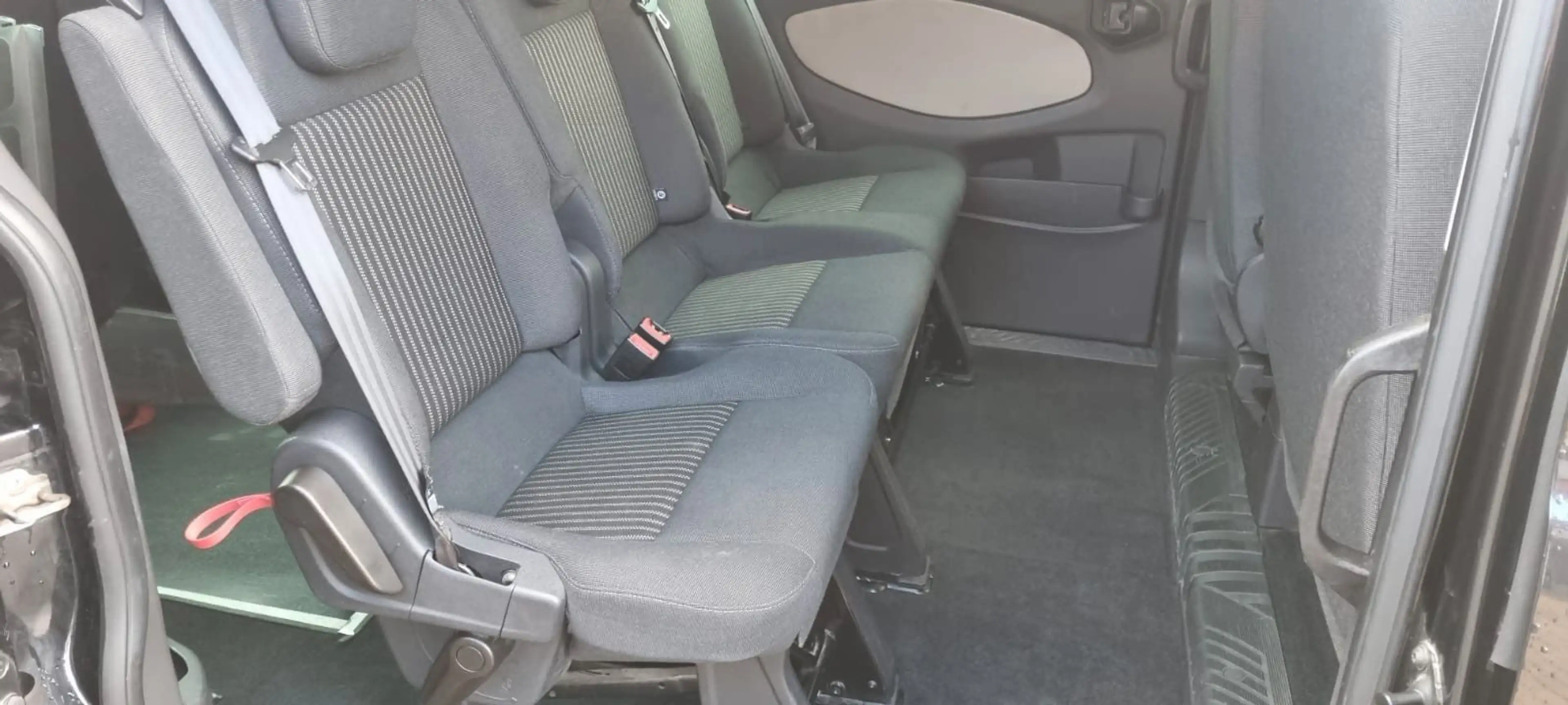 Ford Transit /Tourneo Custom  300 L1 Trend Rollstuhl — photo 11