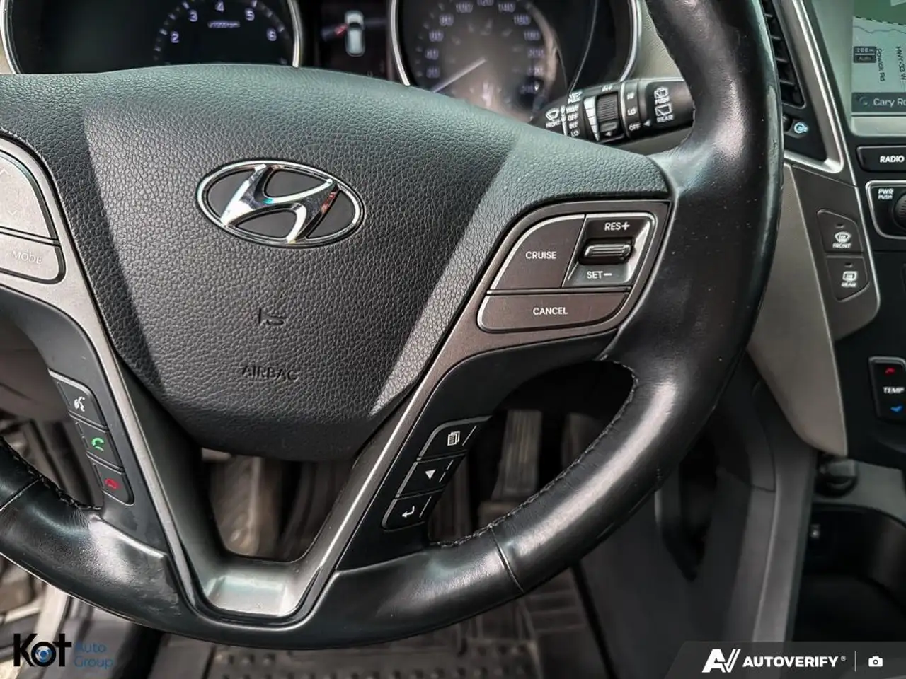 Hyundai SANTA FE снимка Hyundai SANTA FE