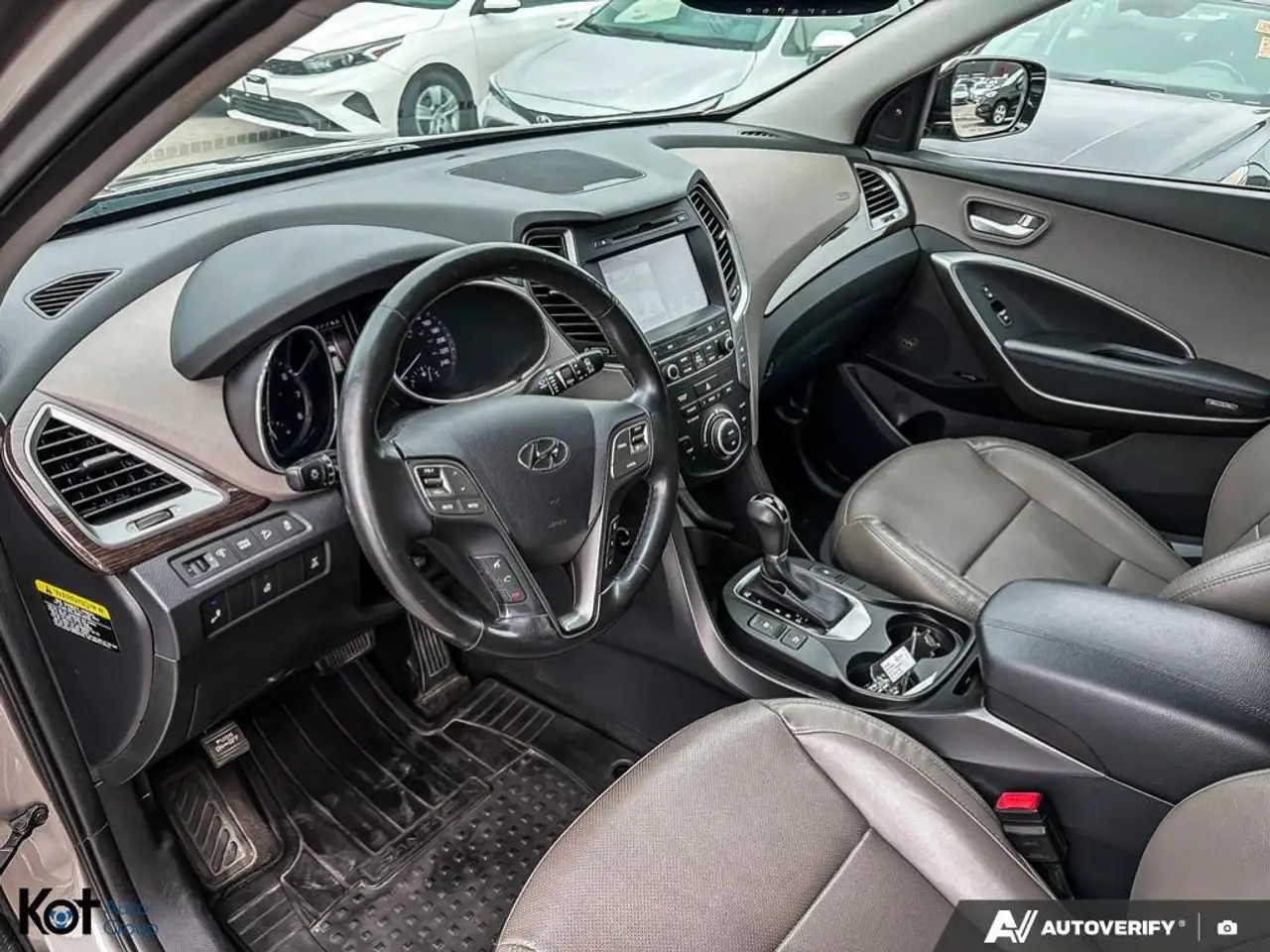 Hyundai SANTA FE снимка Hyundai SANTA FE