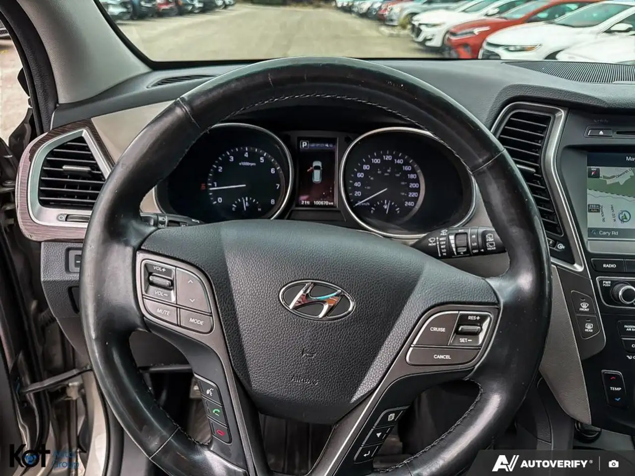 Hyundai SANTA FE снимка Hyundai SANTA FE