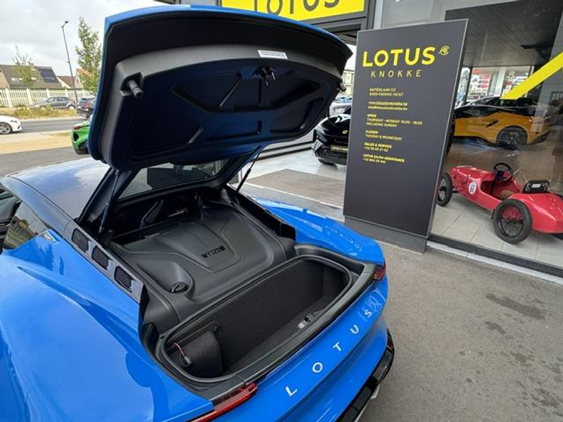Lotus Emira 2.0 Special Edition 1/12 — photo 24