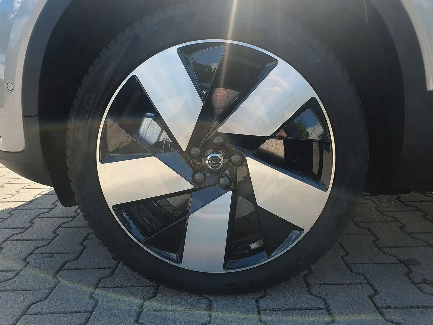Volvo C40 Pure Electric Ultimate Single Ext Range Argintiu - 2