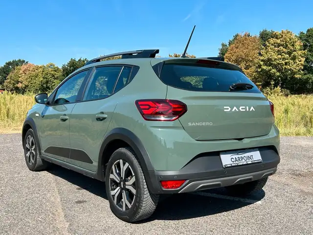 Dacia Sandero view 3