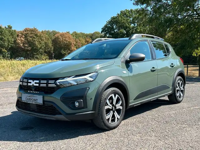 2023 Dacia Sandero in Green for sale