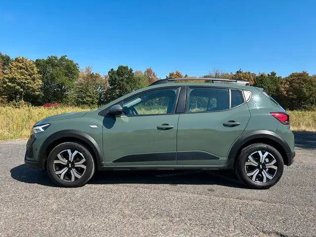Dacia Sandero view 2