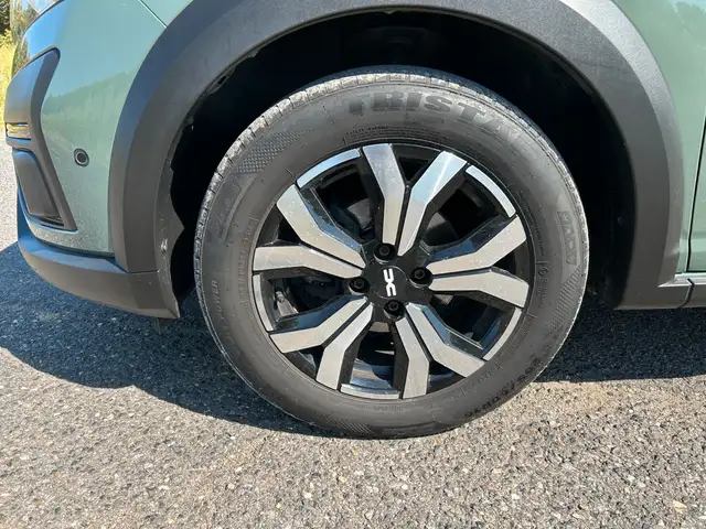 Dacia Sandero view 9