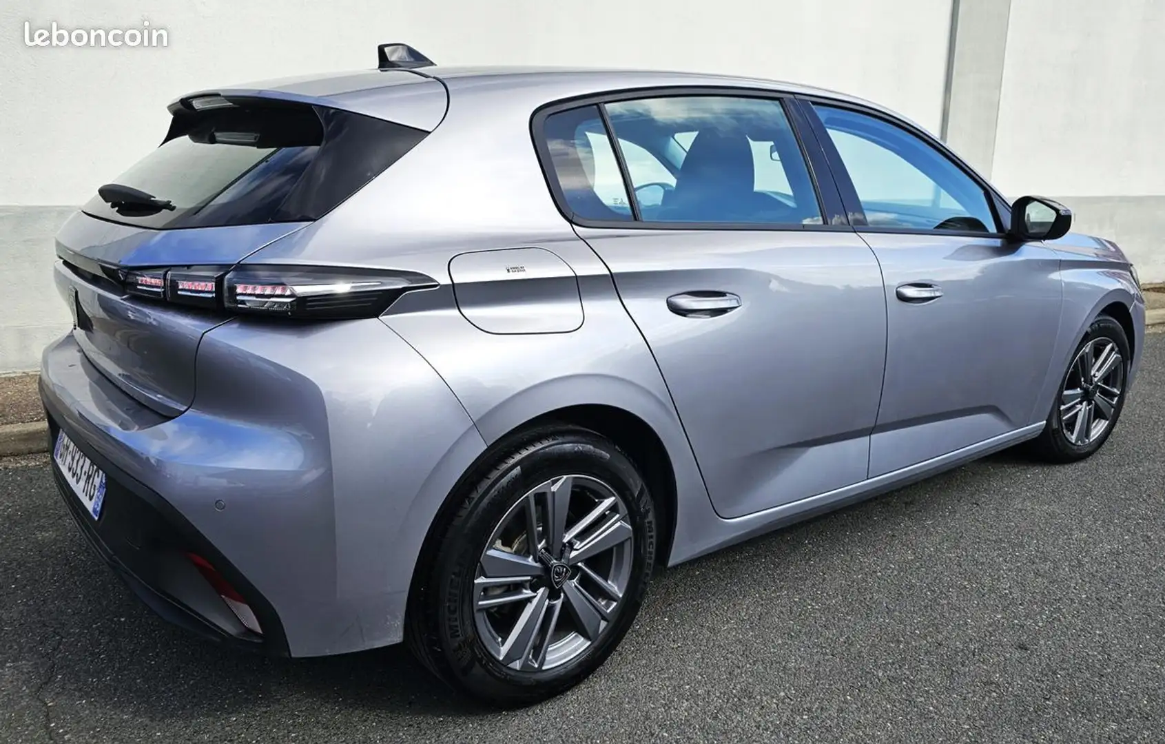 Peugeot 308 III BLUEHDi 130 CV Active Pack Gris - 2