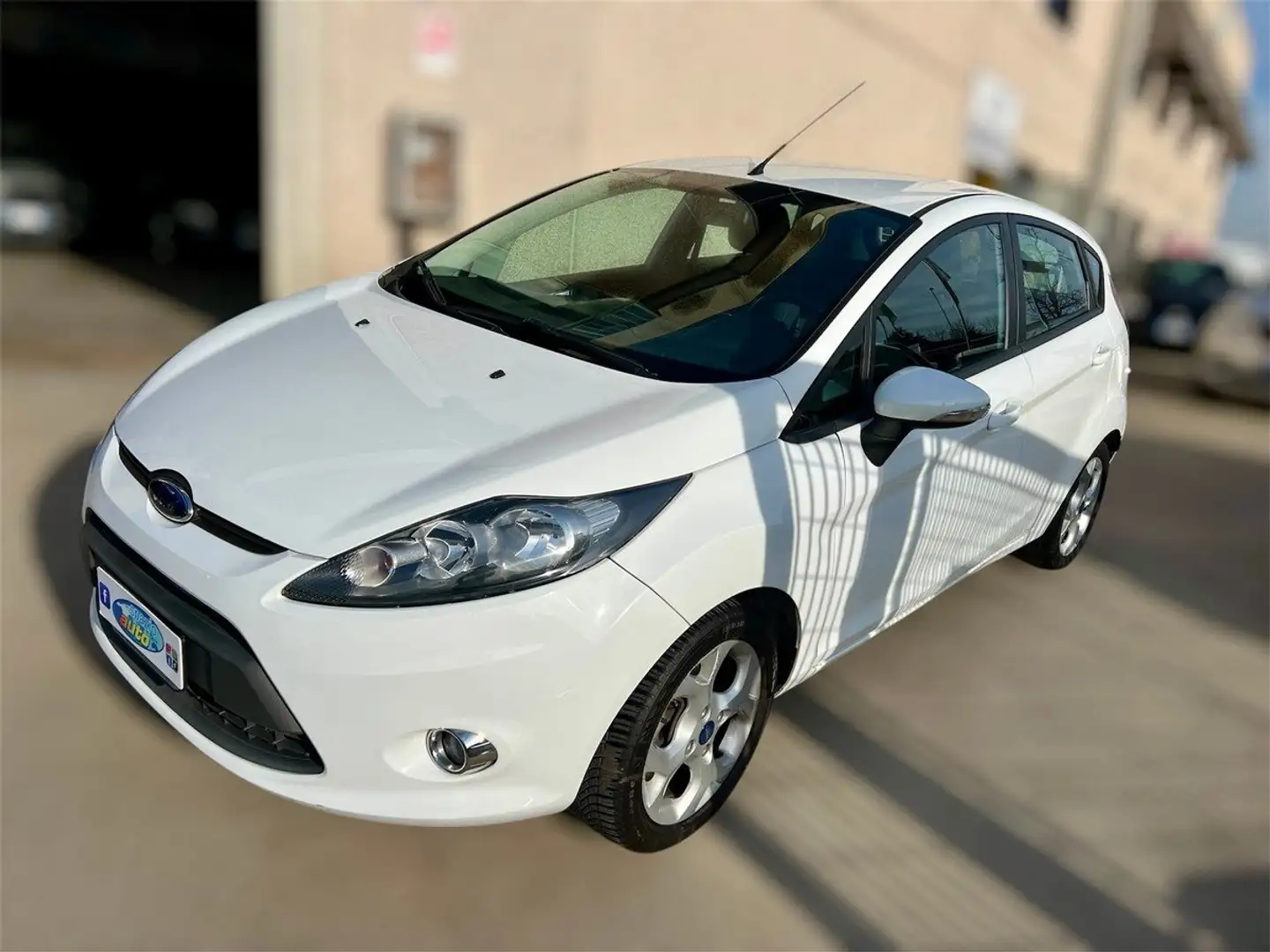 Ford Fiesta Fiesta 5p 1.4 16v Titanium auto FL OK NEOPATENTATI Blanco - 2
