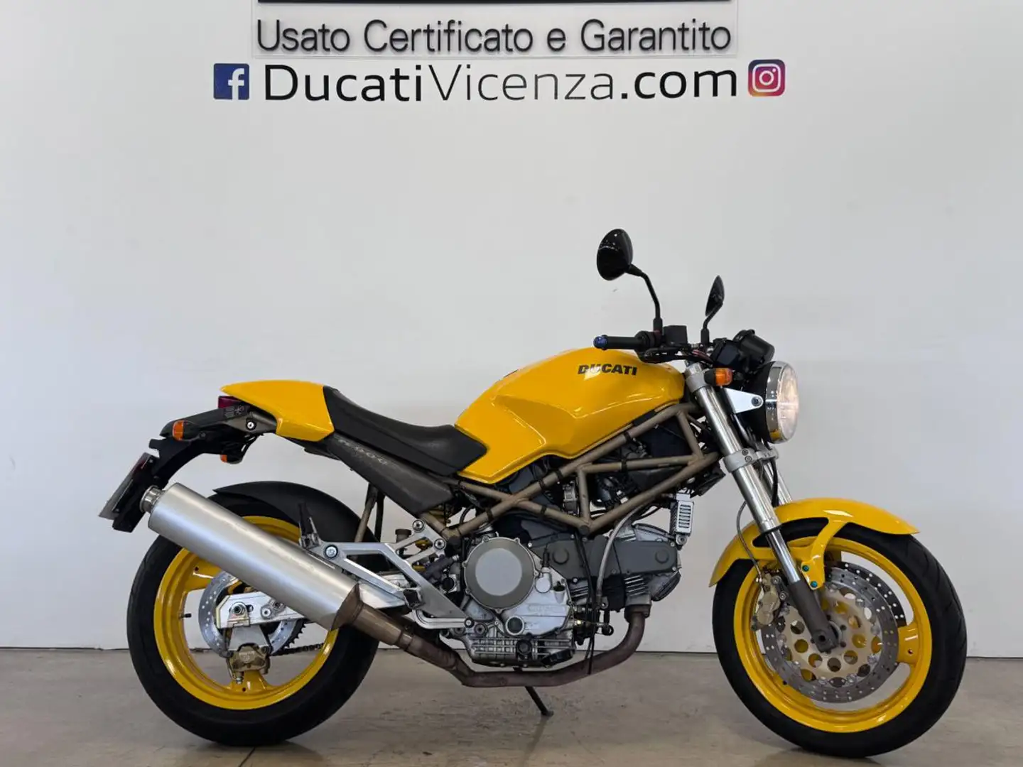 Ducati Monster 900 GIALLO Giallo - 1