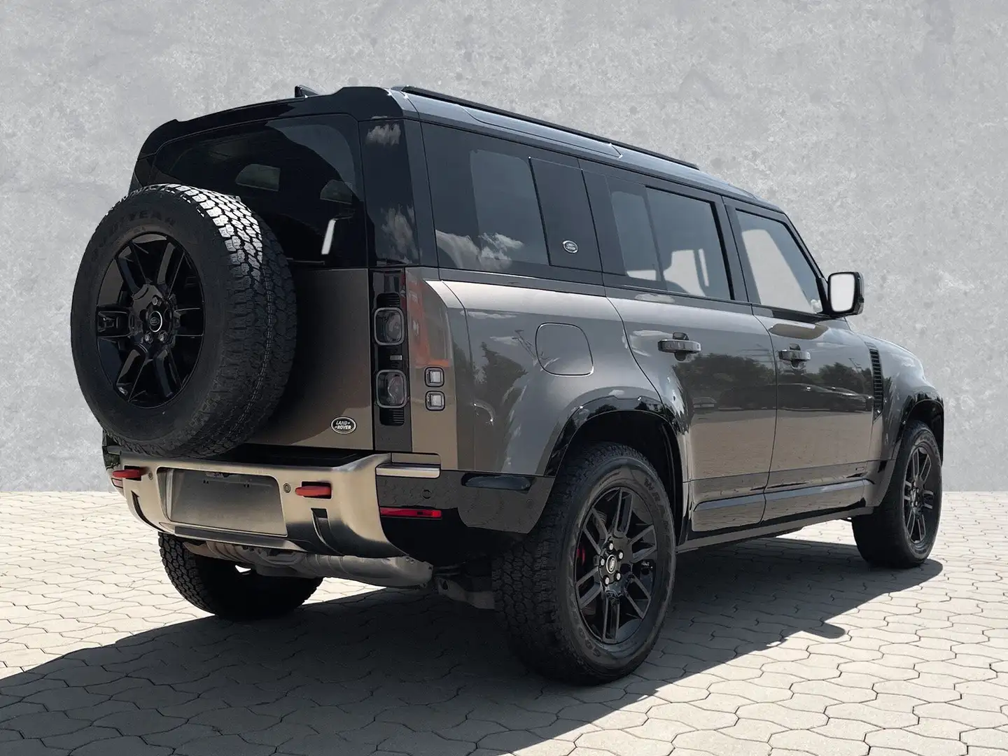 Land Rover Defender Defender 110 D300 X 19" AHK Winter-Pa. AT-Reifen Grau - 2