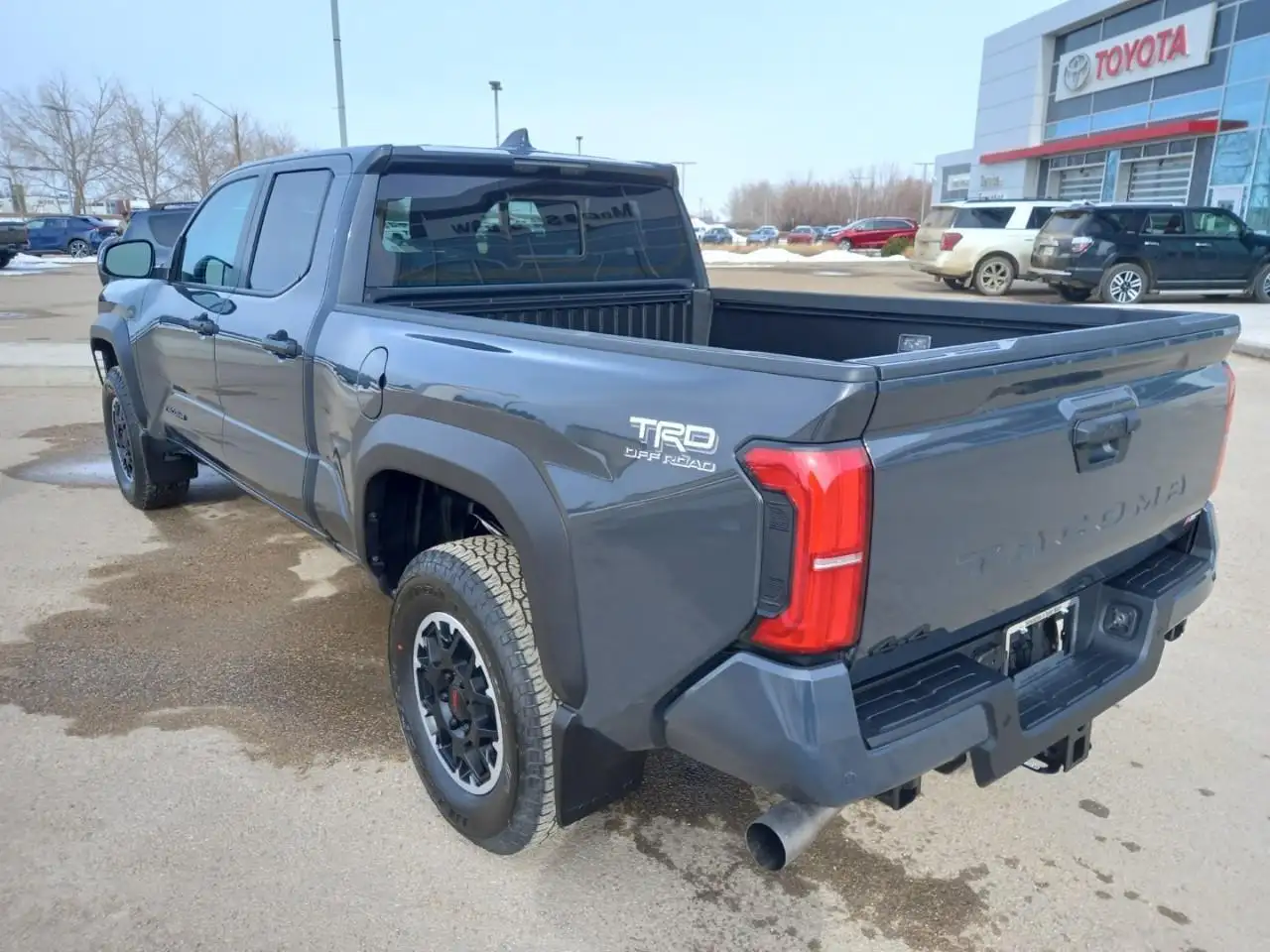 Toyota Tacoma снимка Toyota Tacoma