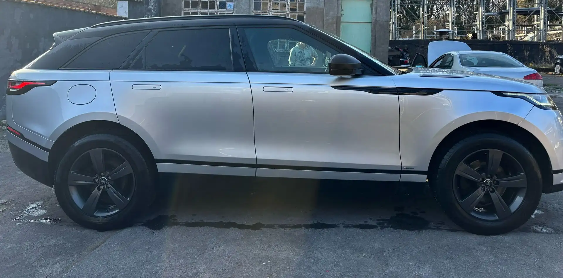 Land Rover Range Rover Velar Velar 2.0 TD4 (EU6b) Argent - 2