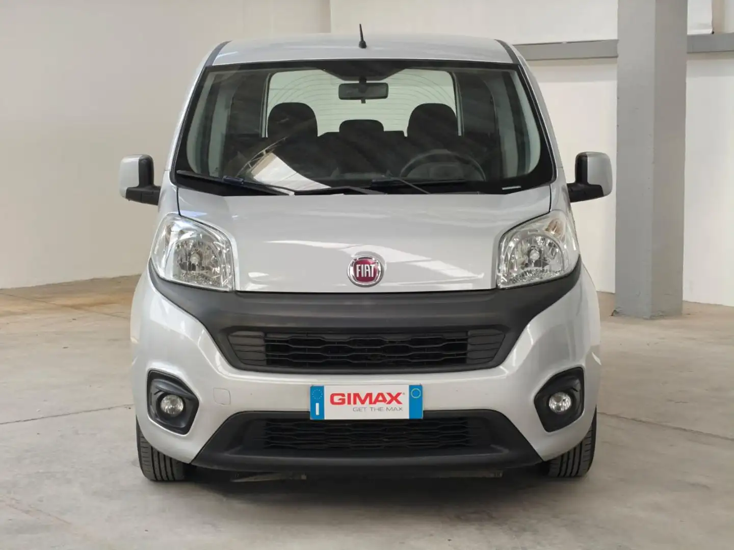 Fiat Qubo 1.3 MJT 80 CV Easy Silber - 2