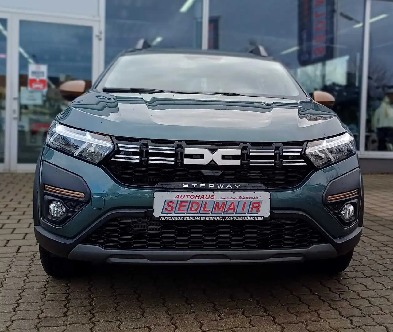 Dacia Sandero Stepway Extreme+ TCe 110 NAVI/KAMERA/SHZ/TWW Verde - 1