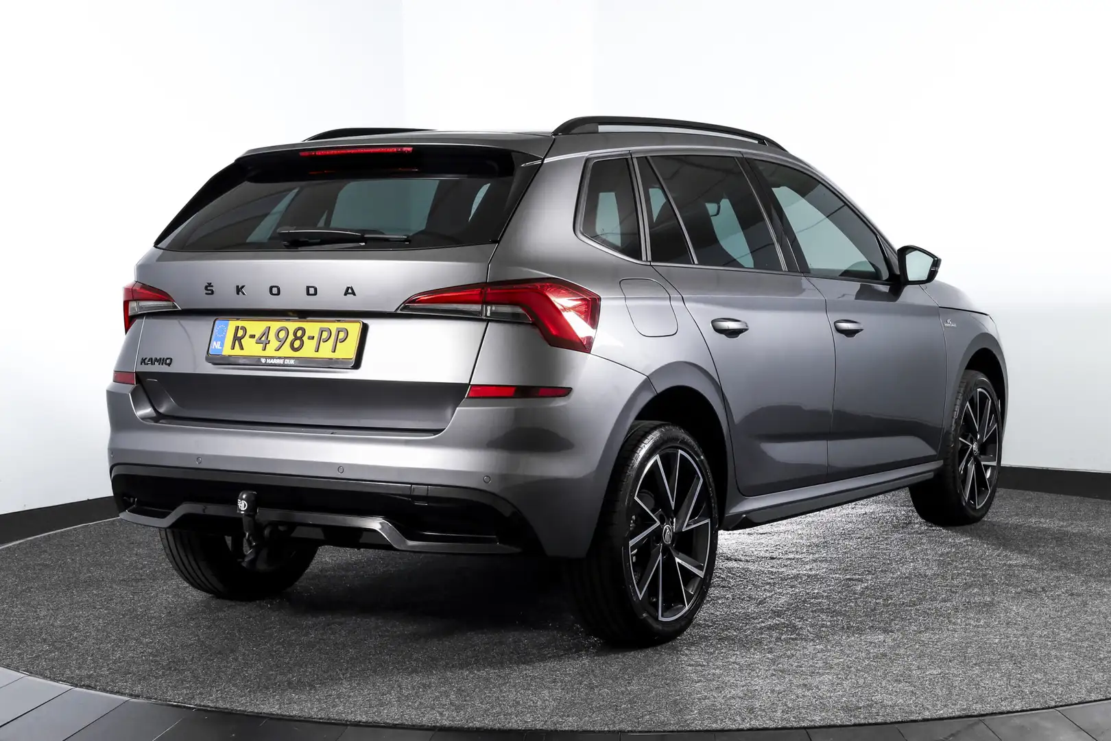 Skoda Kamiq 1.5 TSI ACT 150 PK Monte Carlo - Automaat | Pano | Grijs - 2