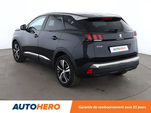 Peugeot 3008 view 4