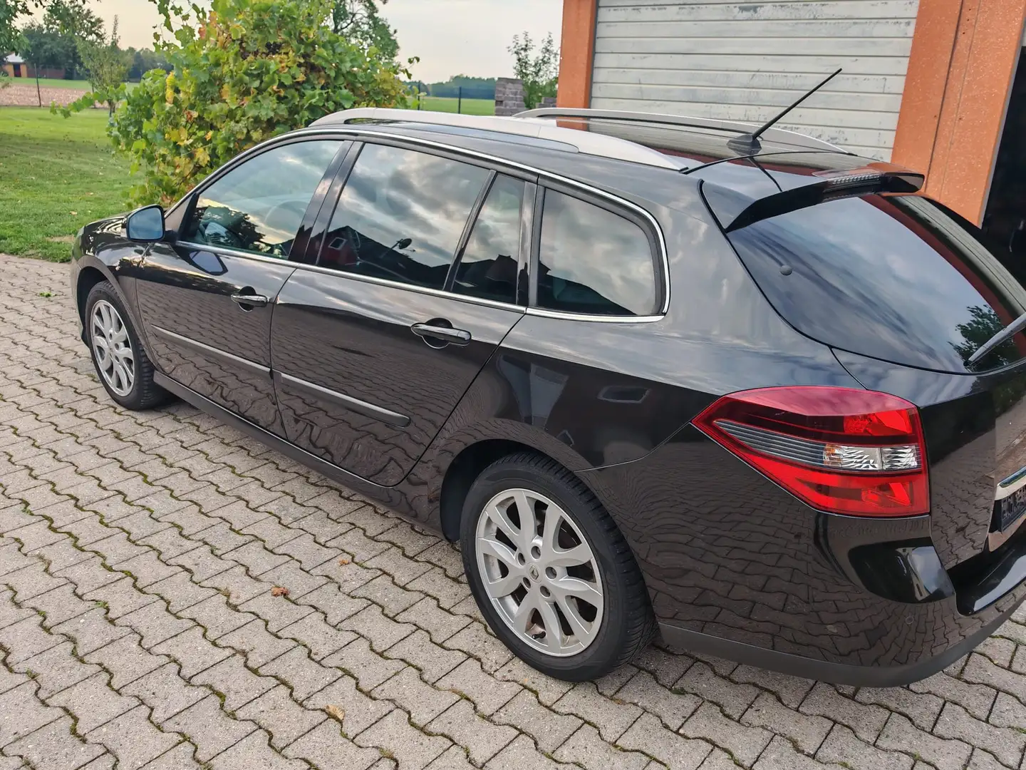 Renault Laguna Laguna Grandtour 2.0 16V 140 Dynamique Negru - 2