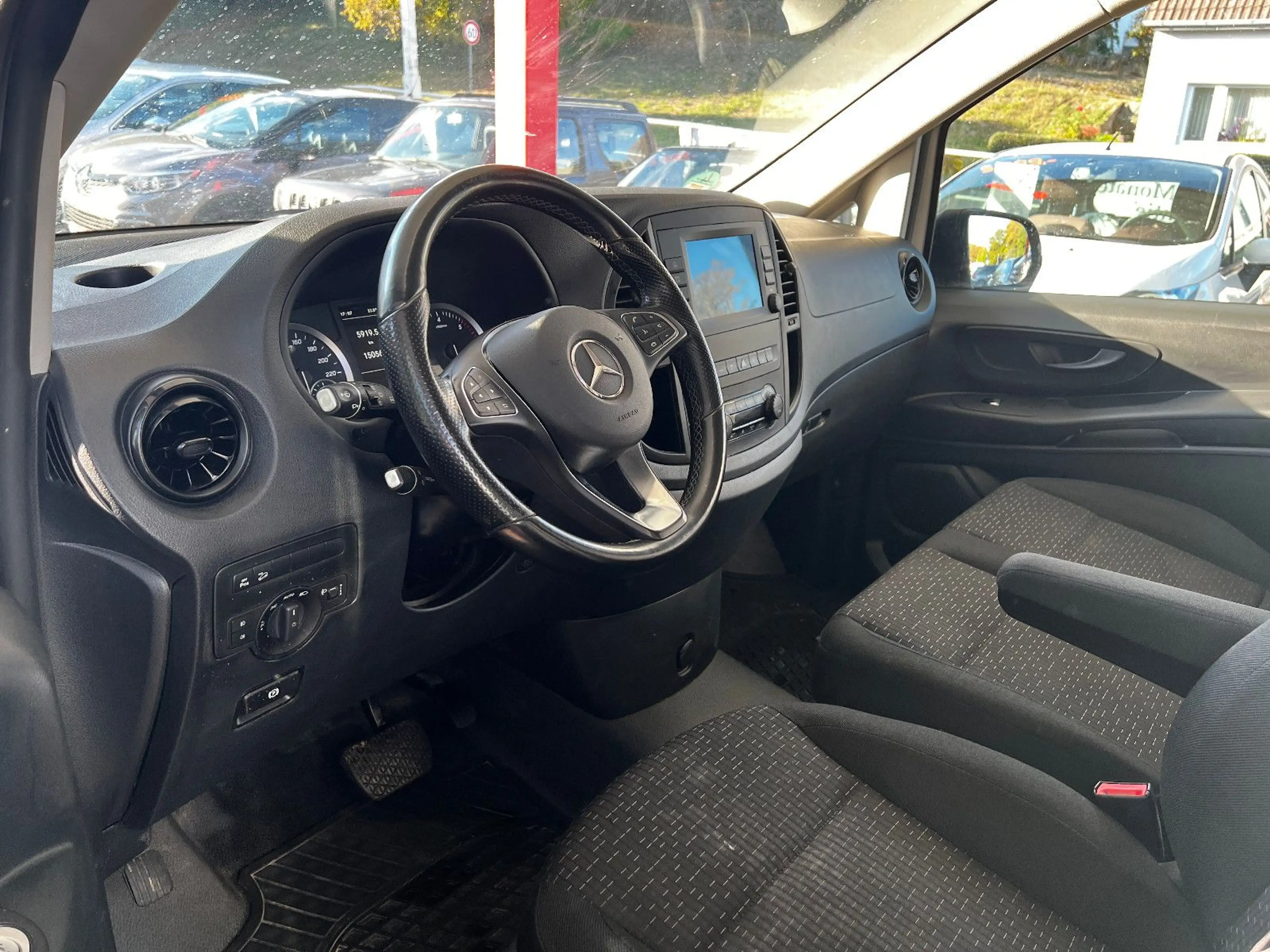 Mercedes-Benz Vito Mixto 116 CDI 4x4 lang I Automatik I TÜV — photo 5