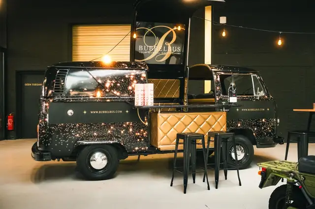 Volkswagen T2 Exclusieve champagnebar | Oldtimer | Iconisch l