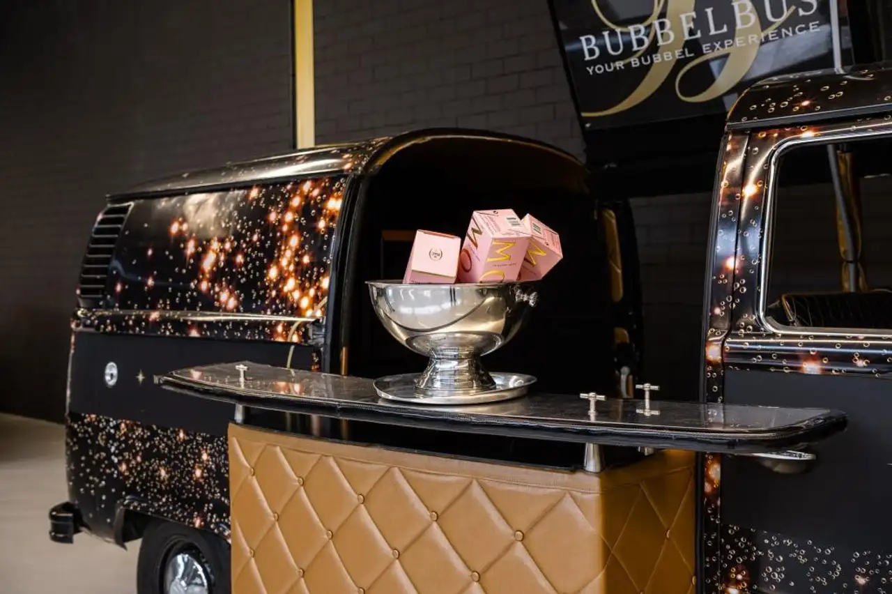 Volkswagen T2 Exclusieve champagnebar | Oldtimer | Iconisch l, foto 3