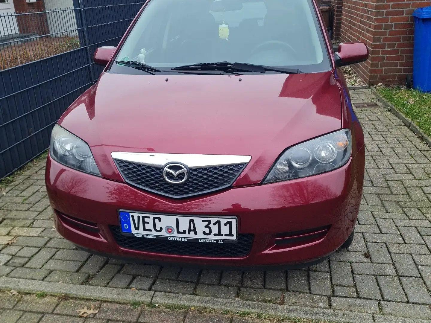 Mazda 2 1.4l Active Rojo - 1