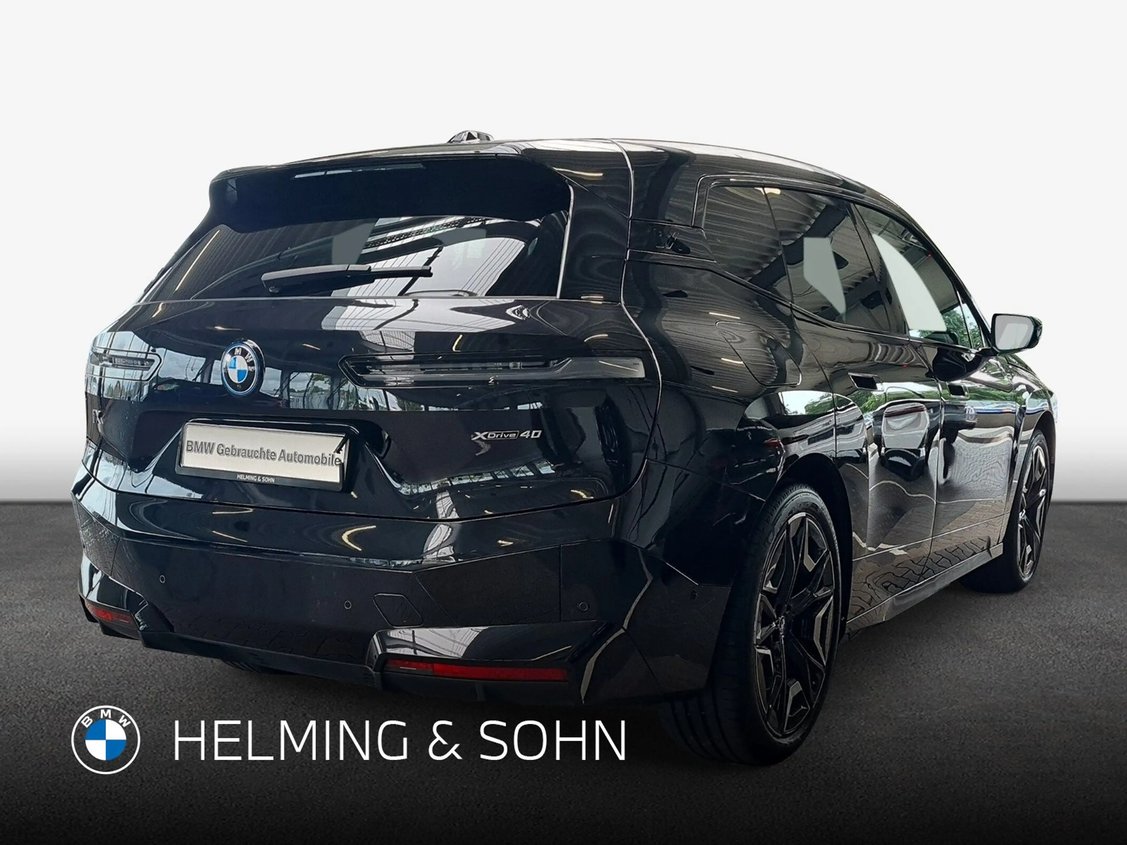 BMW iX xDrive40 Sportpaket AHK HK HiFi DAB Massage uvm. — photo 2