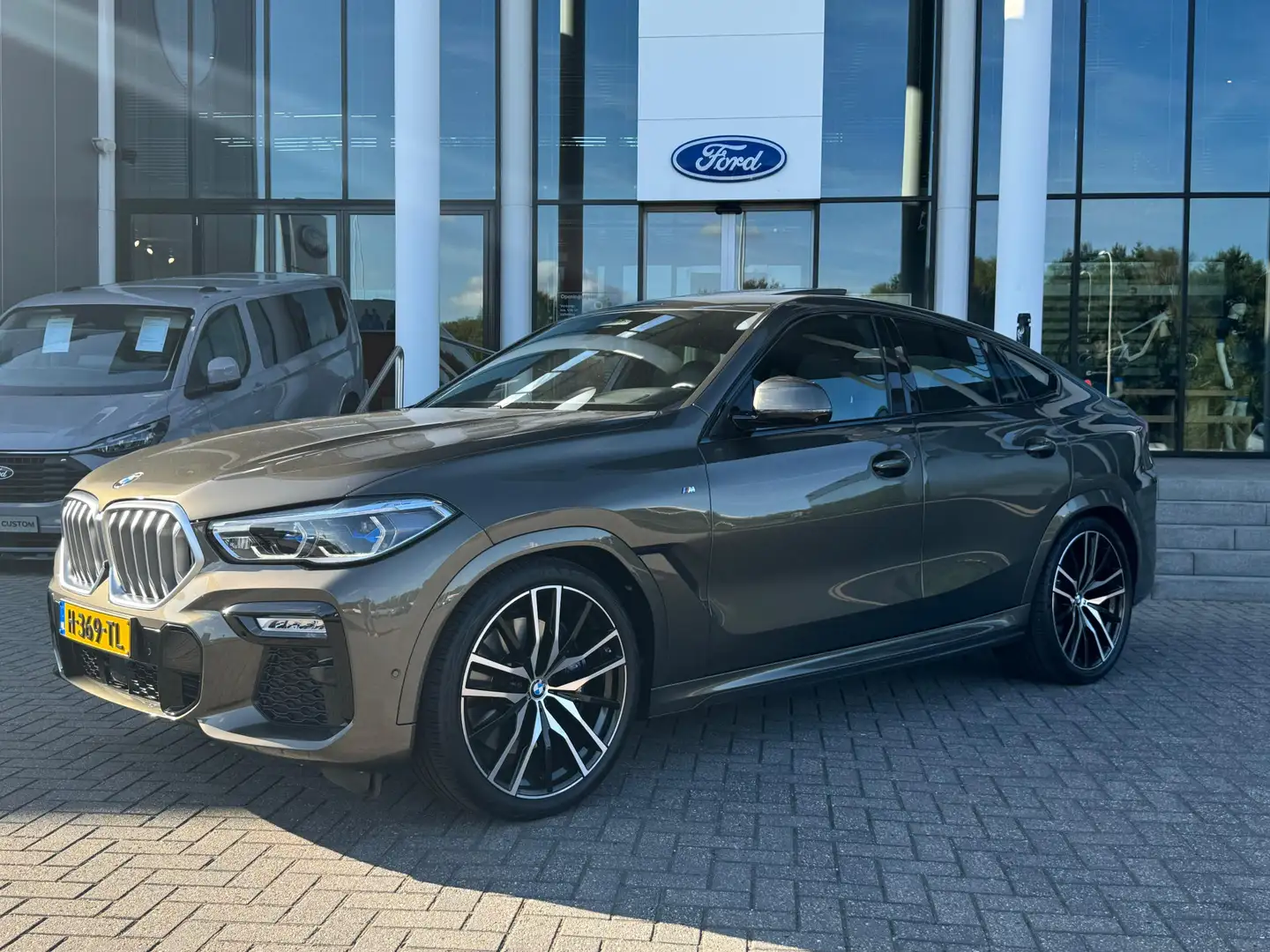 BMW X6 xDrive40i High Executive | HUD | H&K | Pano | Luch Groen - 2