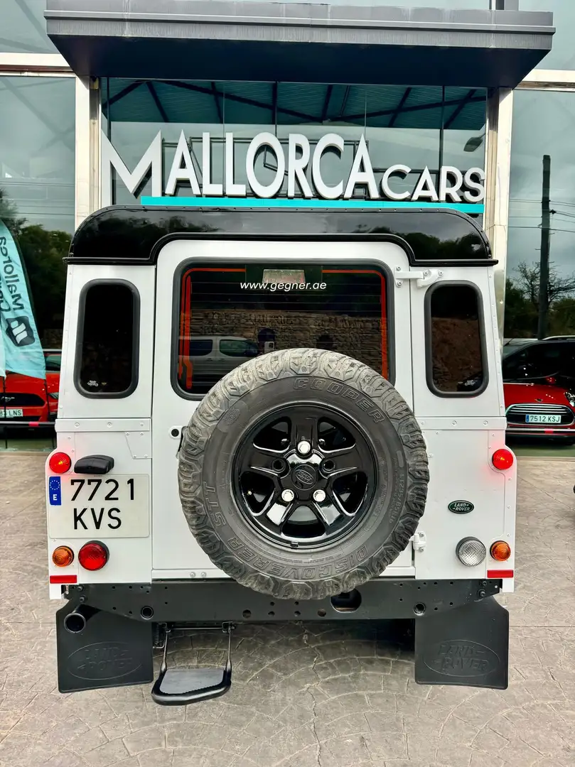 Land Rover Defender 110 SW S Blanco - 2