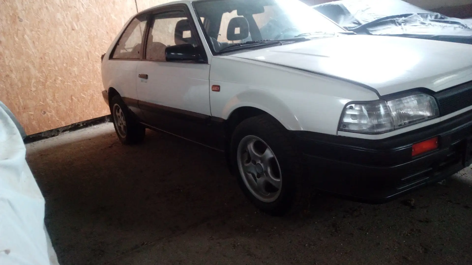 Mazda 323 323 1,6 Turbo 4 4WD Blanco - 1