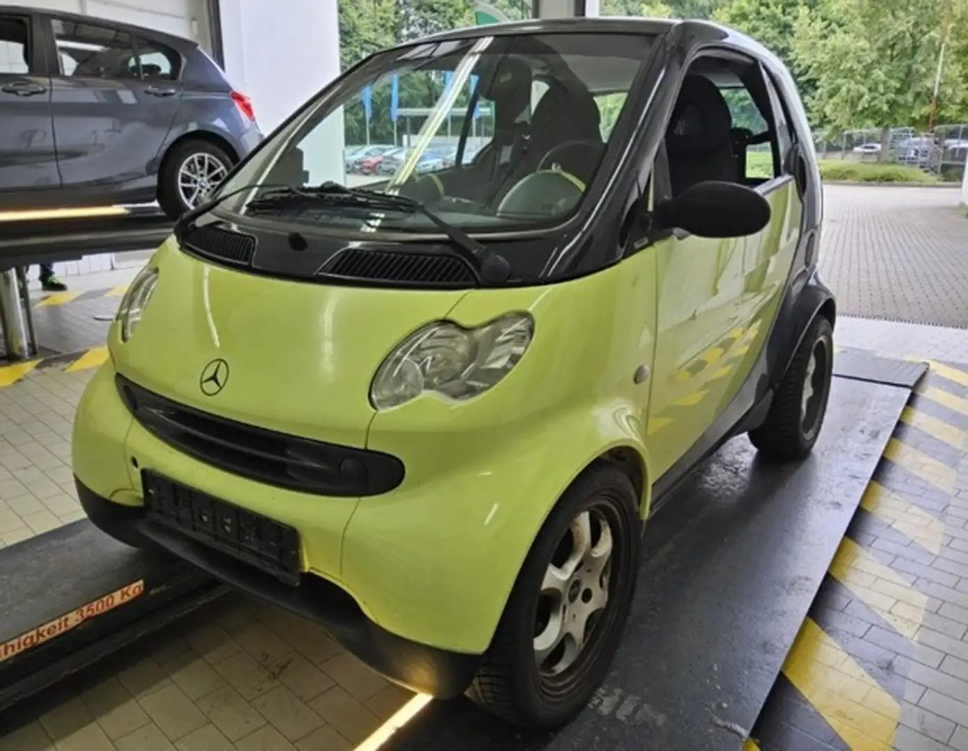 smart forTwo city-coupe Pulse KLIMAAUTOMATIK PANORAMA Pulse Grün - 1