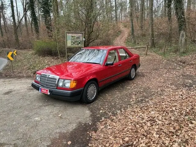 Mercedes-Benz 200 200