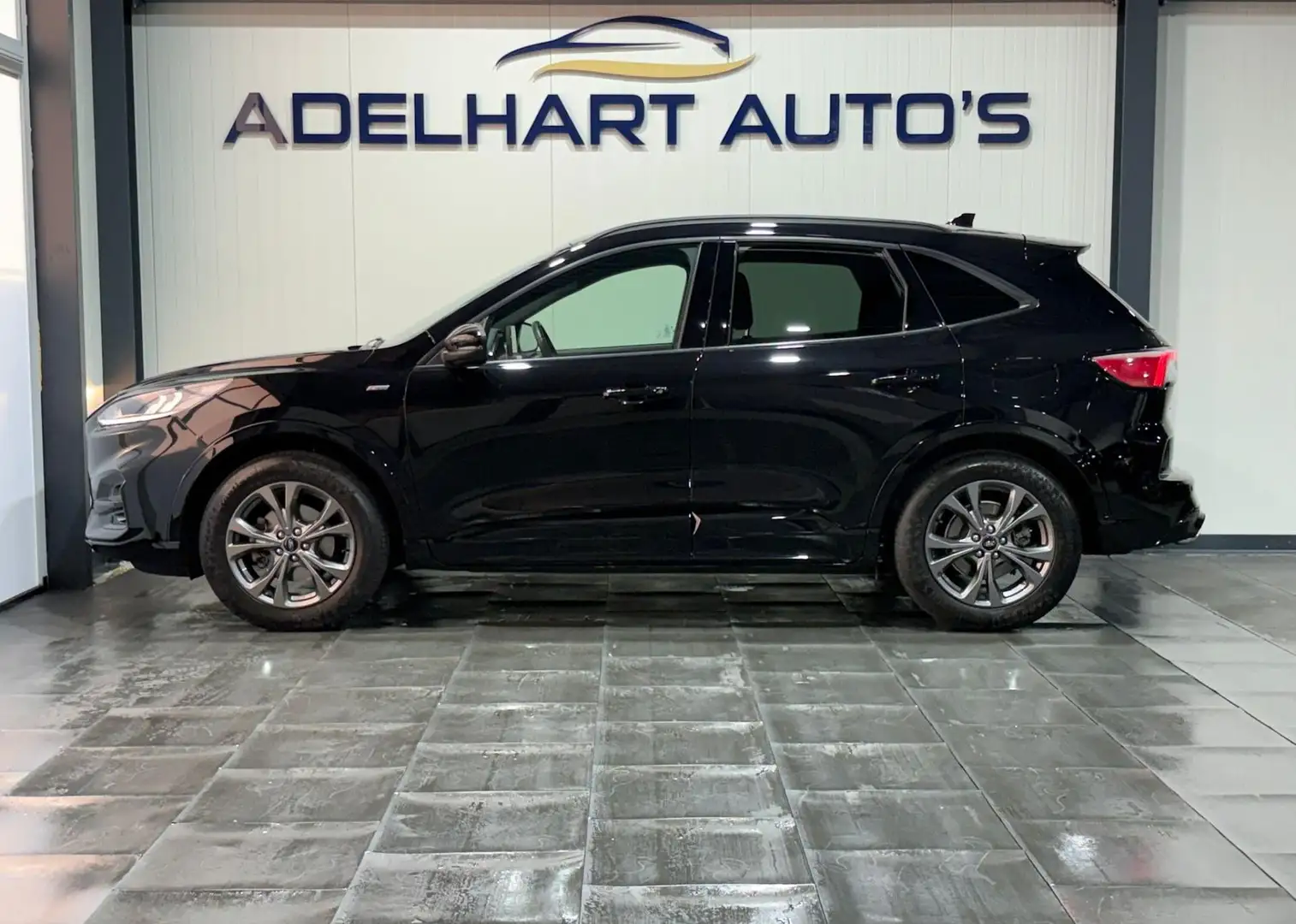 Ford Kuga 1.5 EcoBoost ST-Line / Navigatie full map / Cruise Zwart - 2