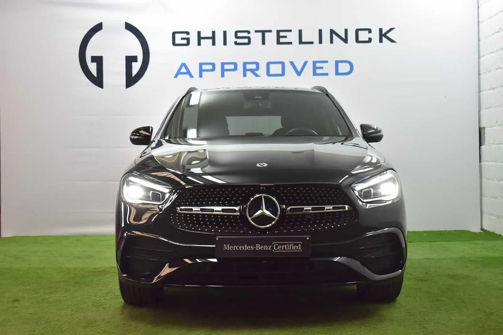 Mercedes-Benz GLA 250 e Off-Roader|AMG-Line|Lane Assist|Night Pack|Carpl Zwart - 2