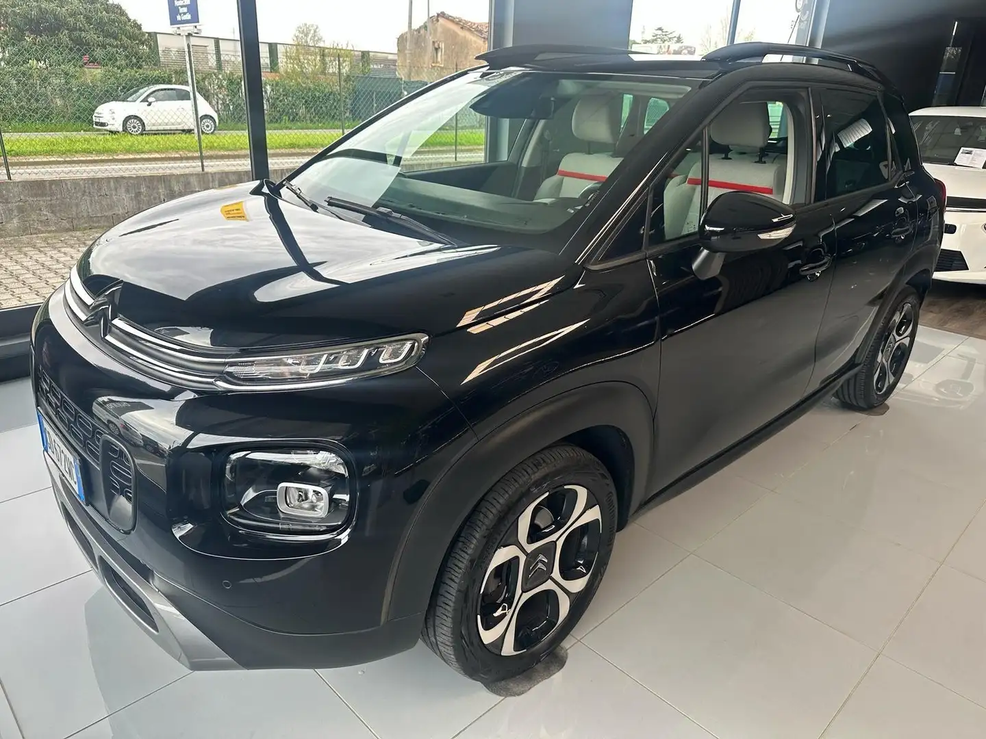 Citroen C3 Aircross C3 Aircross PureTech 130 S&S EAT6 Shine Pack Nero - 1