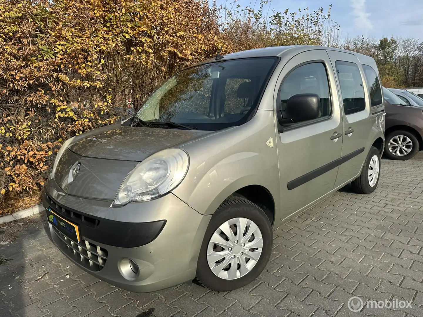 Renault Kangoo Family 1.6-16V / Automaat / netjes ! - 1
