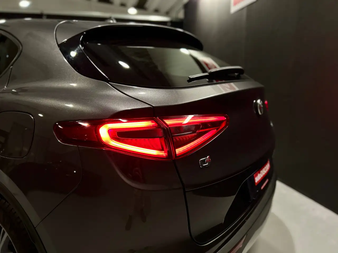 Alfa Romeo Stelvio 2021 — фото 17