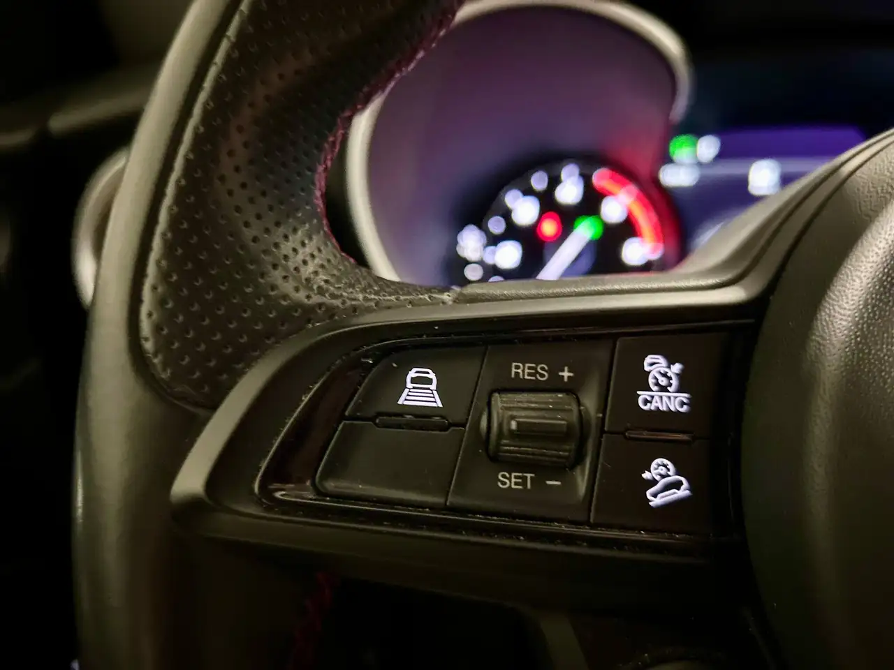 Alfa Romeo Stelvio 2021 — фото 12