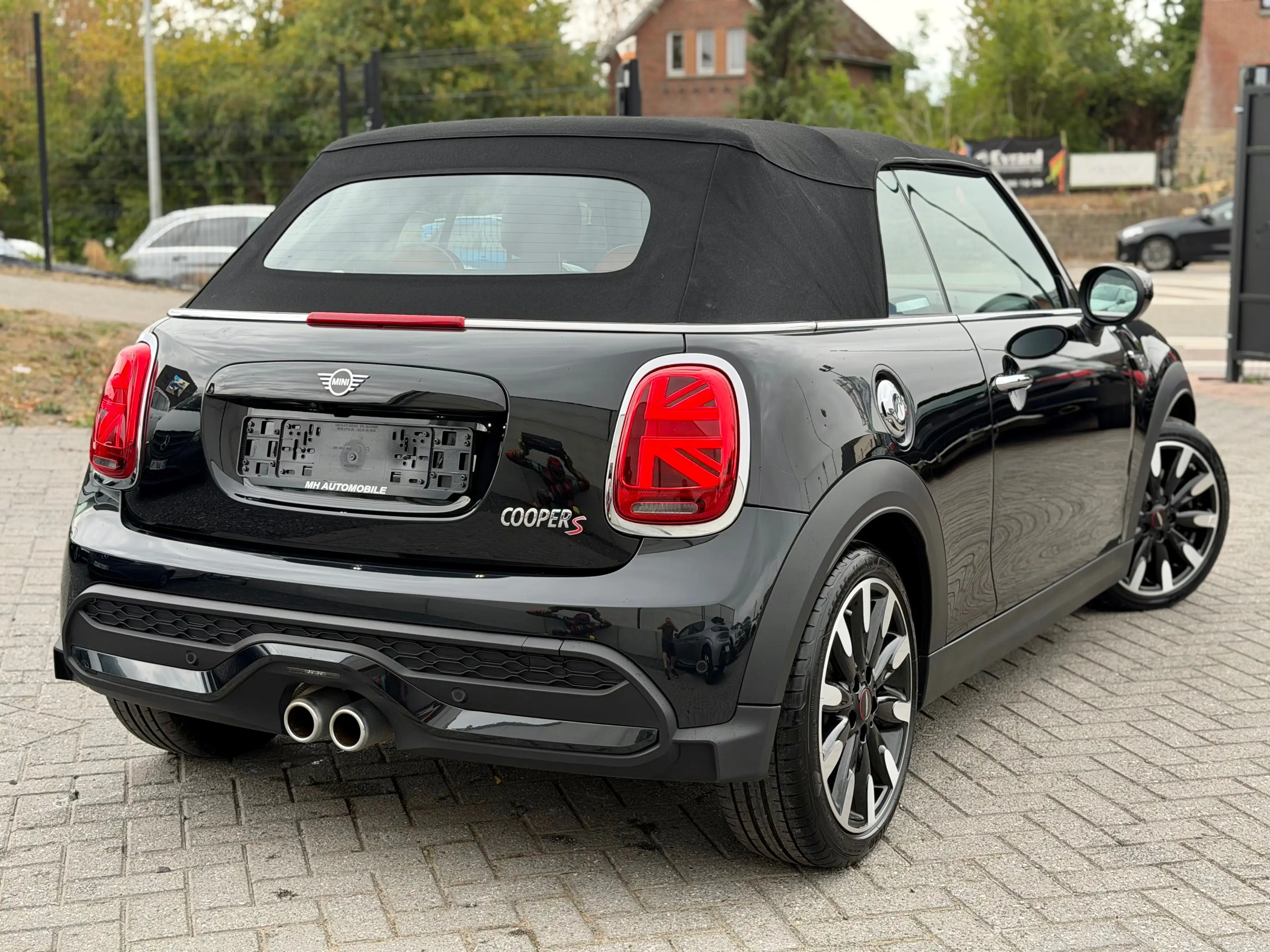 MINI Cooper S Cabrio Cabriolet 2.0A — photo 8