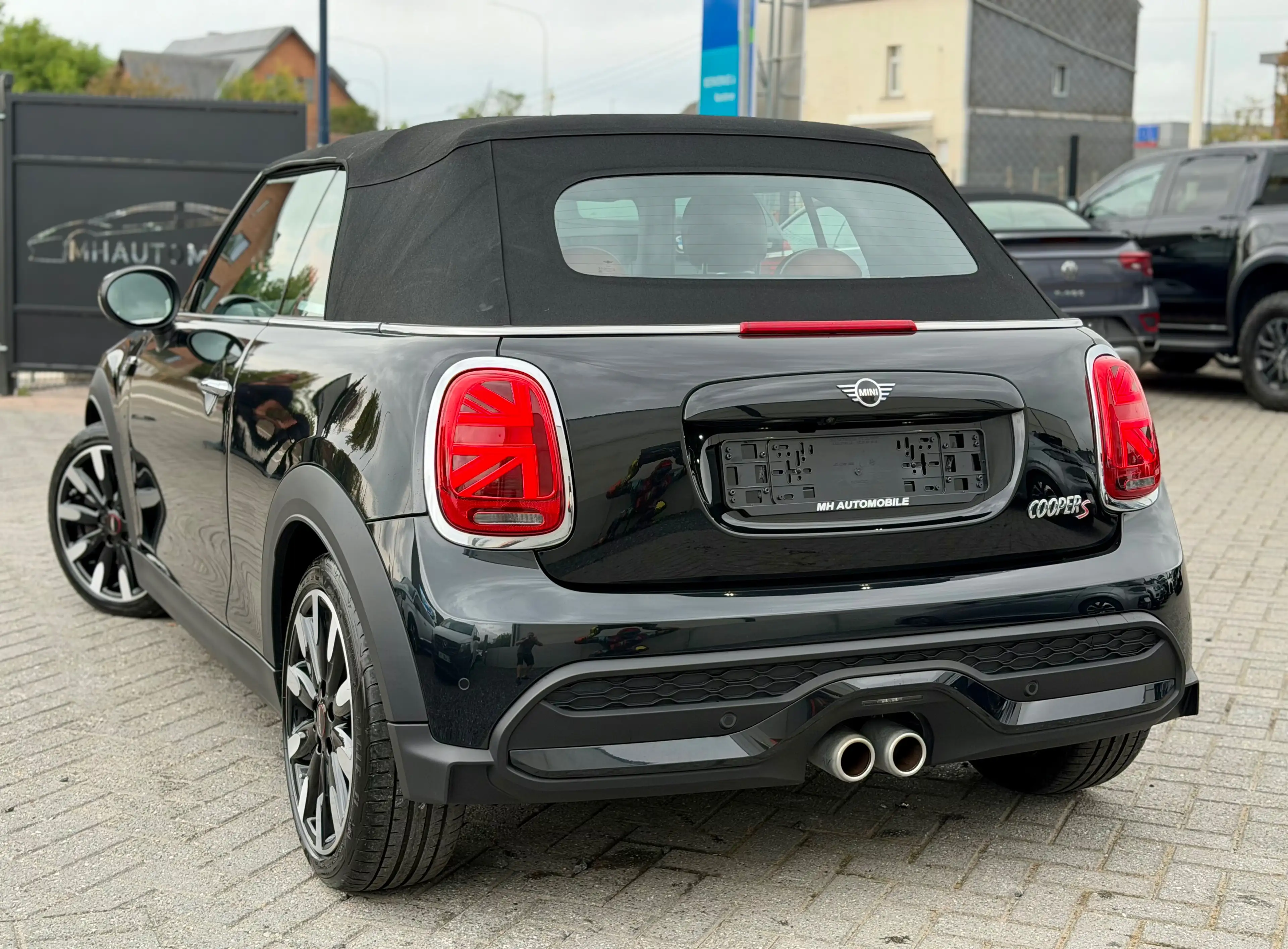 MINI Cooper S Cabrio Cabriolet 2.0A — photo 6