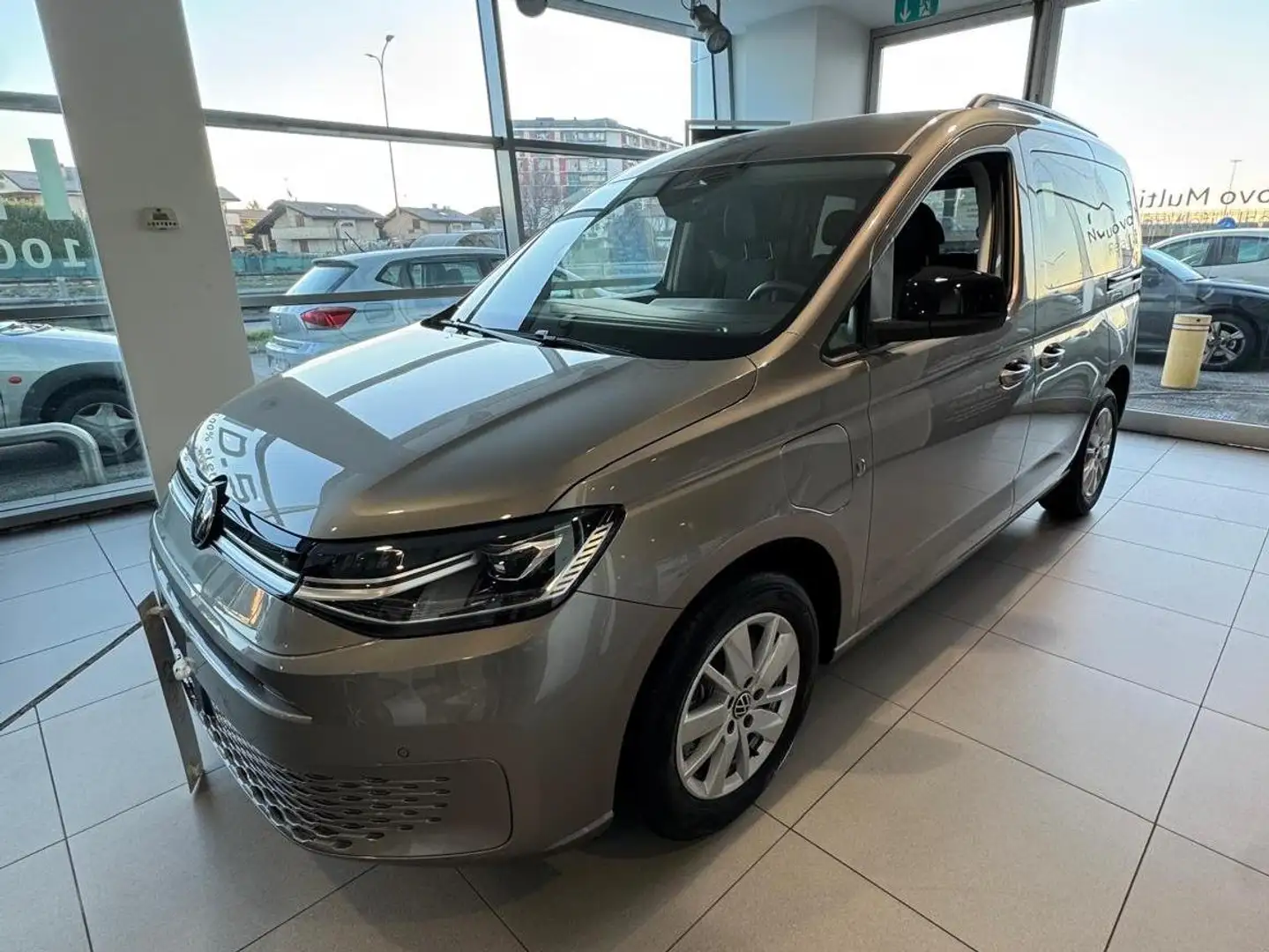 Volkswagen Caddy Life 1.5 TSI PHEV 110 kW - 150CV ant. DSG Bronzo - 1