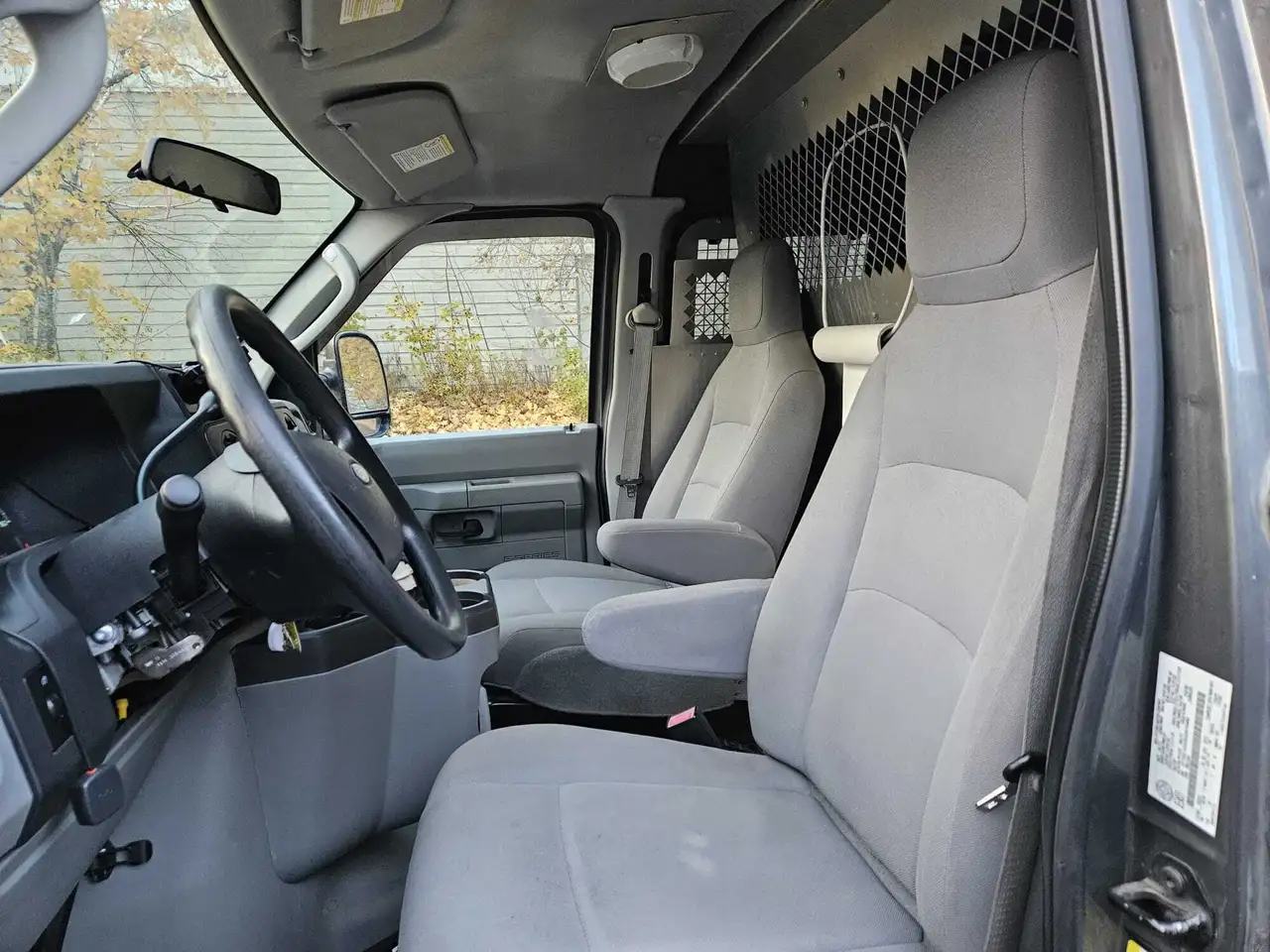 Ford Econoline снимка Ford Econoline